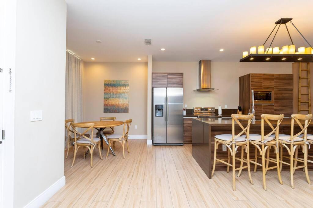 Modern And Luxury 4 Suites Close To Disney 7544 Orlando Eksteriør billede